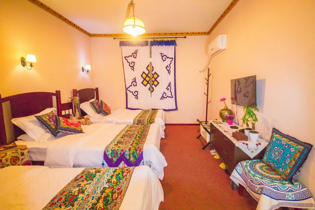 Wo Home Hostel Цзючжайгоу Экстерьер фото